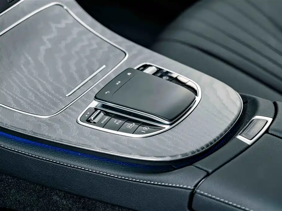 Mercedes-Benz CLS — миниатюра 16