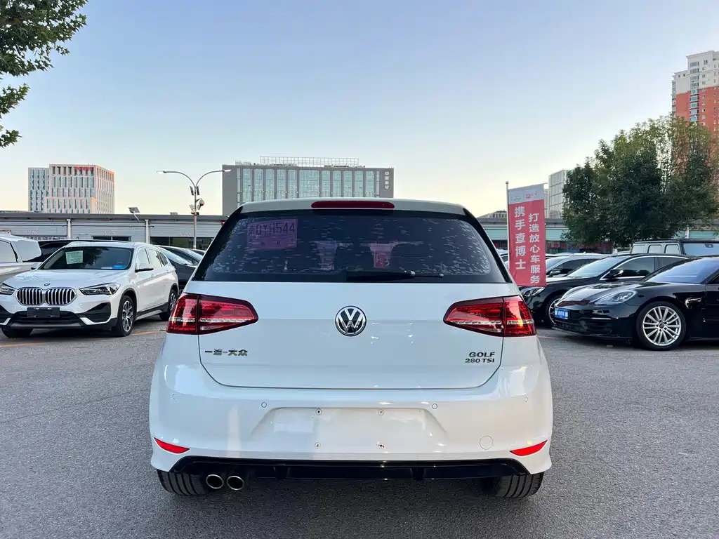 Volkswagen Golf — миниатюра 15
