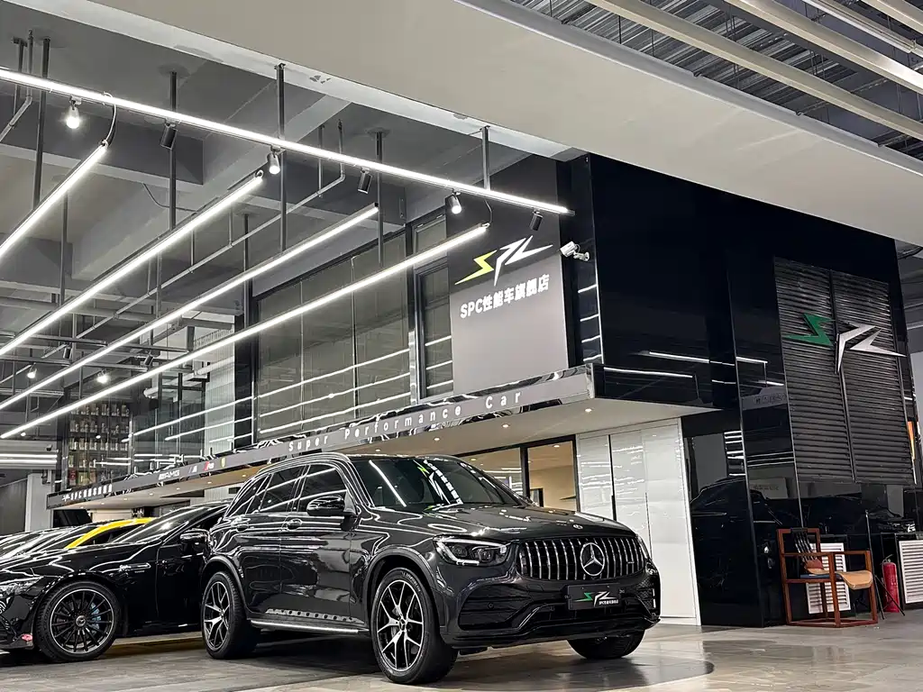 Mercedes-Benz GLC AMG 2021
