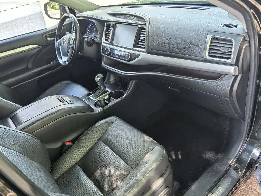 Toyota Highlander — миниатюра 12