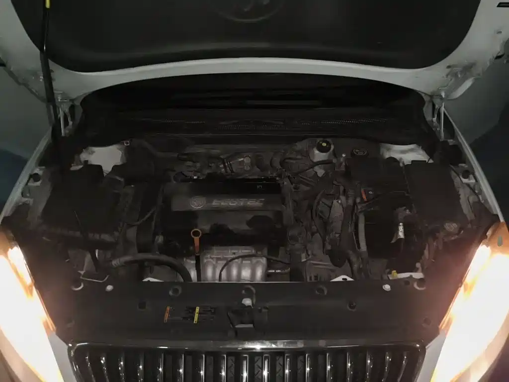 Buick Excelle — миниатюра 21