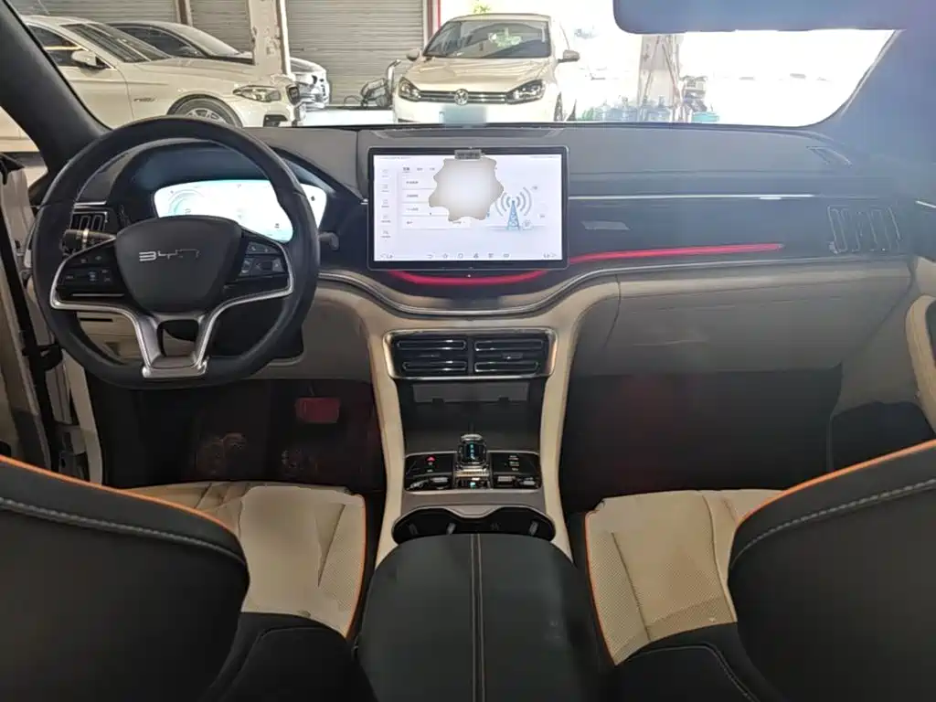 BYD PLUS New Energy — миниатюра 10