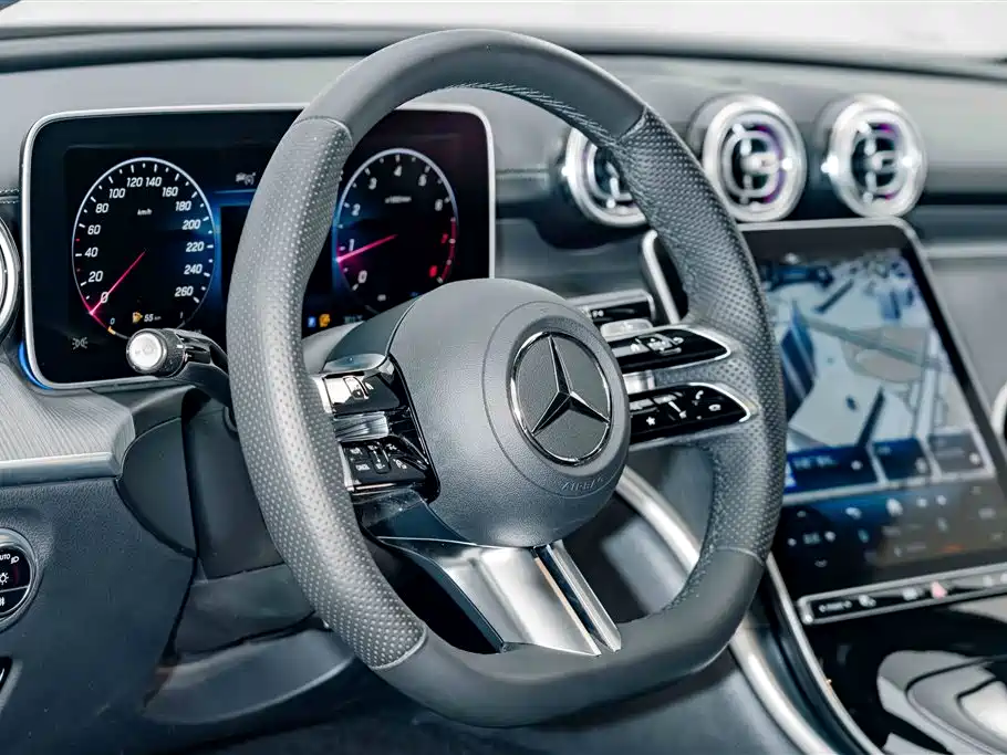 Mercedes-Benz C-Class — миниатюра 9