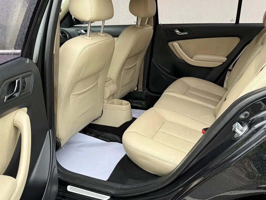 Volkswagen Lavida — миниатюра 12