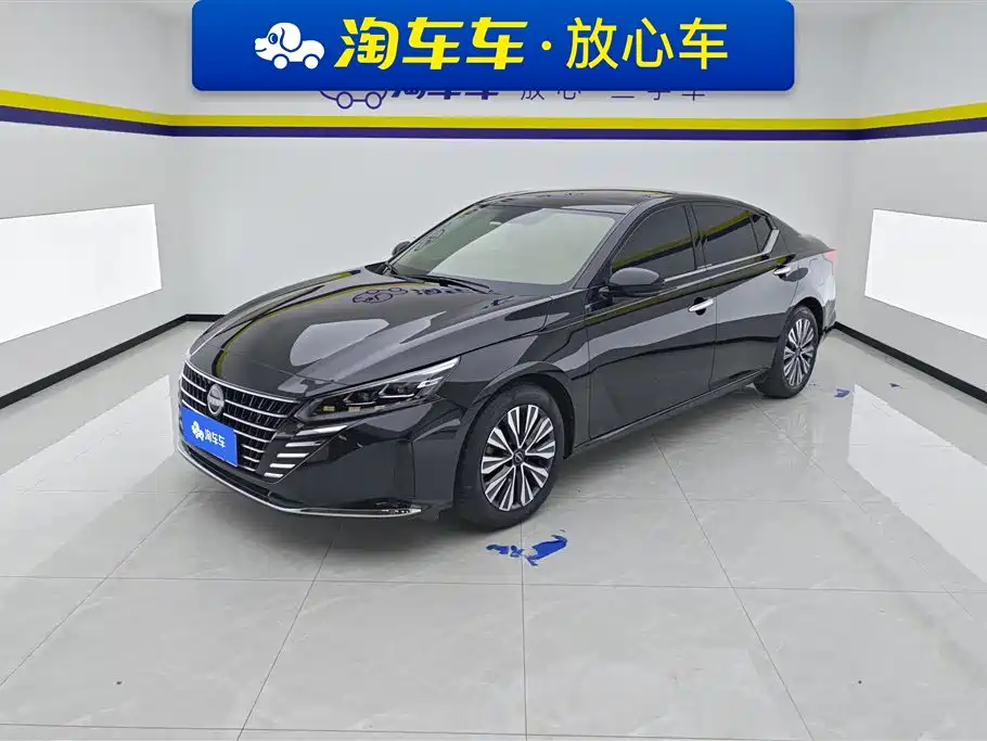 Nissan Teana 2024