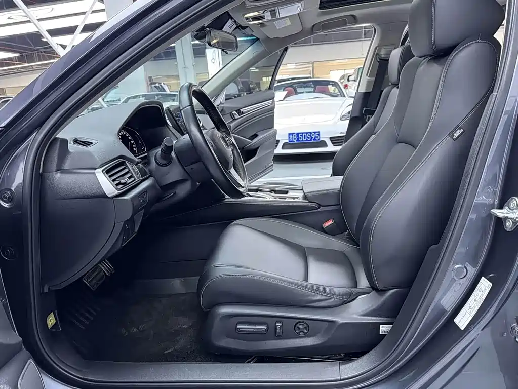 Honda Accord — миниатюра 4