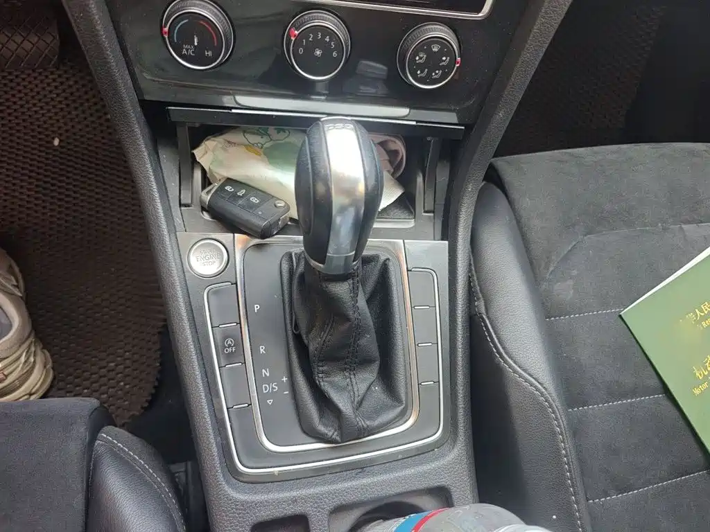 Volkswagen Golf — миниатюра 7