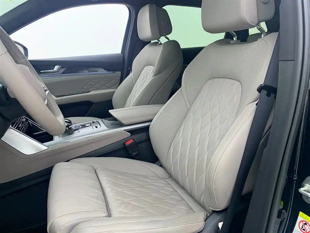 BYD Tang 2025 Smart Drive DM-i 115KM Flagship