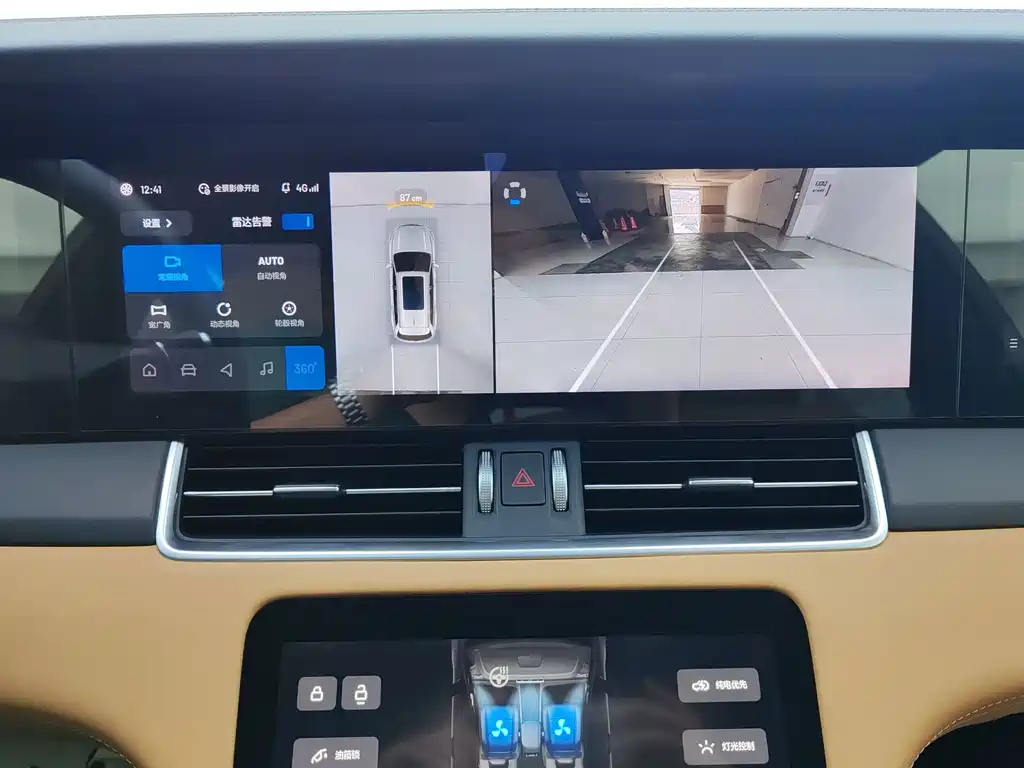 Li Auto Li ONE — миниатюра 13