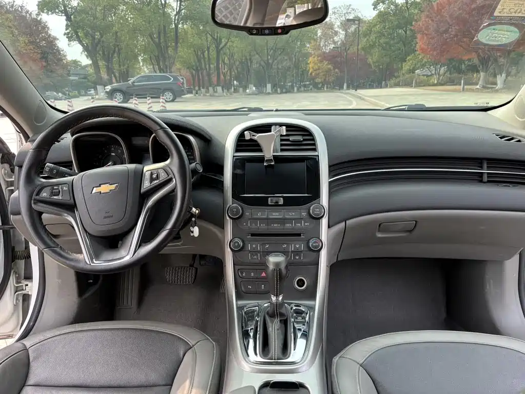 Chevrolet Malibu — миниатюра 11
