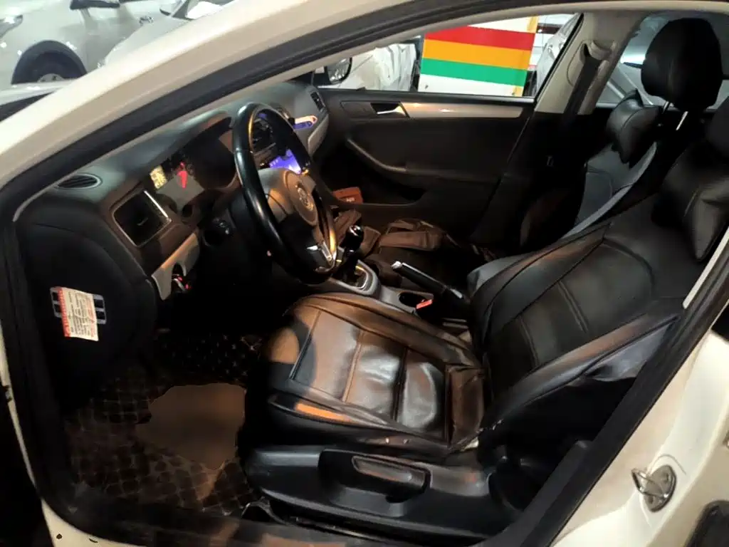 Volkswagen Sagitar — миниатюра 15