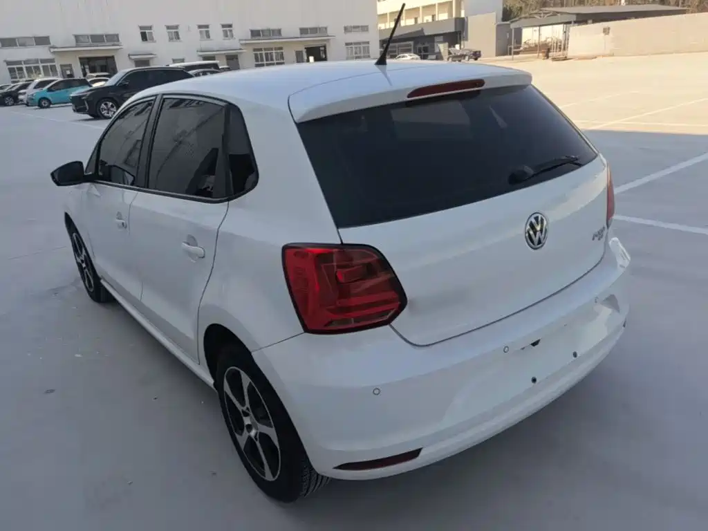 Volkswagen Polo — миниатюра 5
