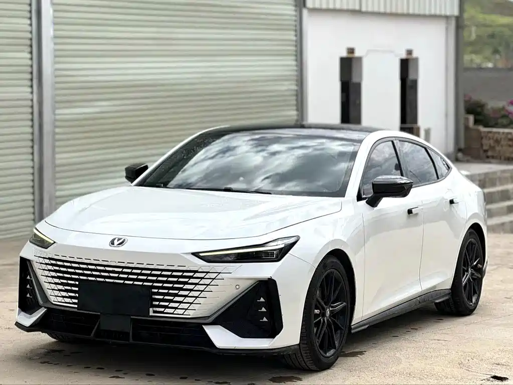 Changan UNI-V — миниатюра 12