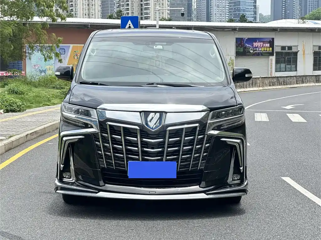 Toyota Alphard 2011 3.5L Luxury