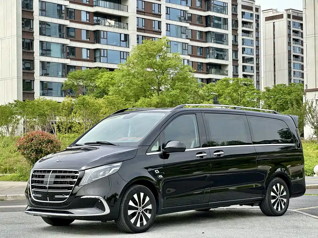Mercedes-Benz Vito 2024