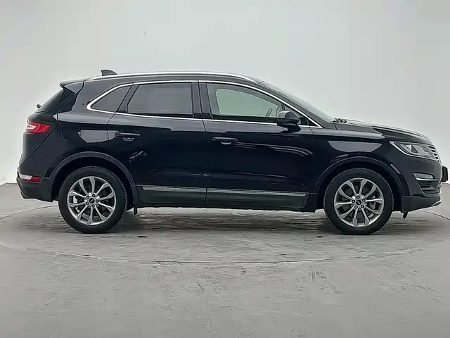 Lincoln MKC — миниатюра 4