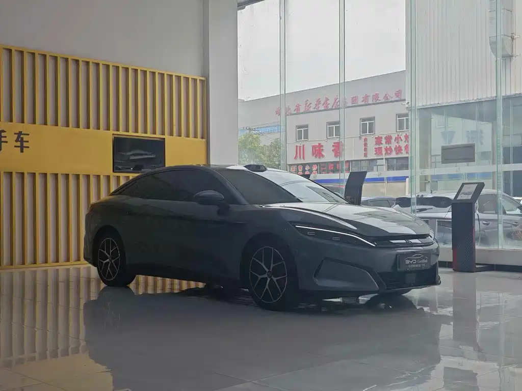 BYD Хань Ли — миниатюра 3