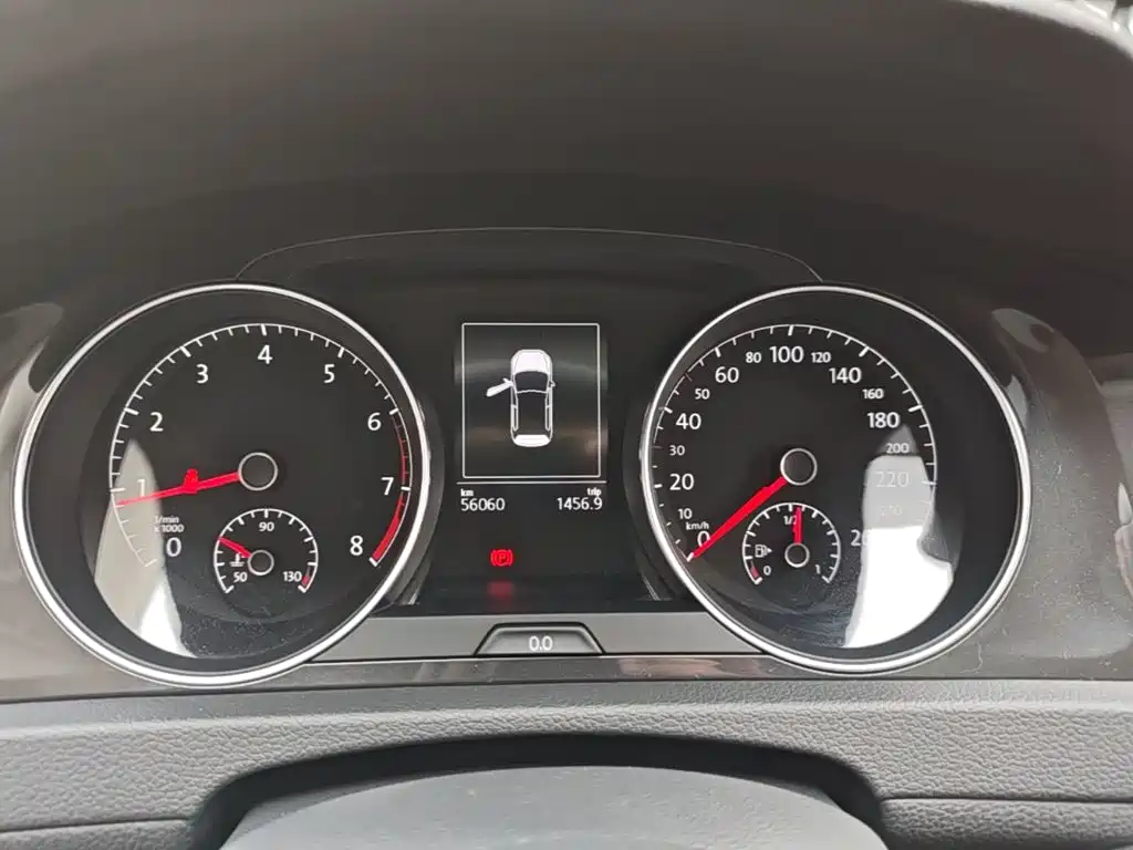 Volkswagen Golf — миниатюра 12