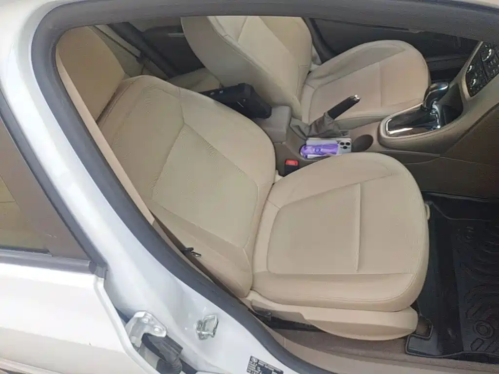 Buick Excelle — миниатюра 25