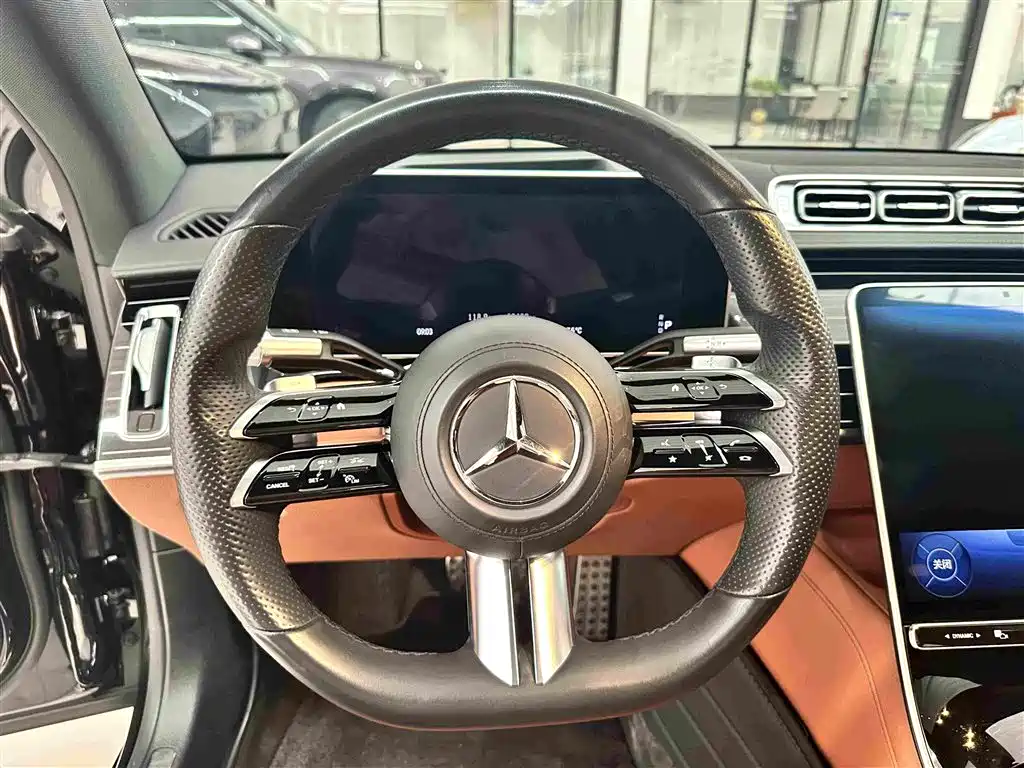 Mercedes-Benz S-Class — миниатюра 7