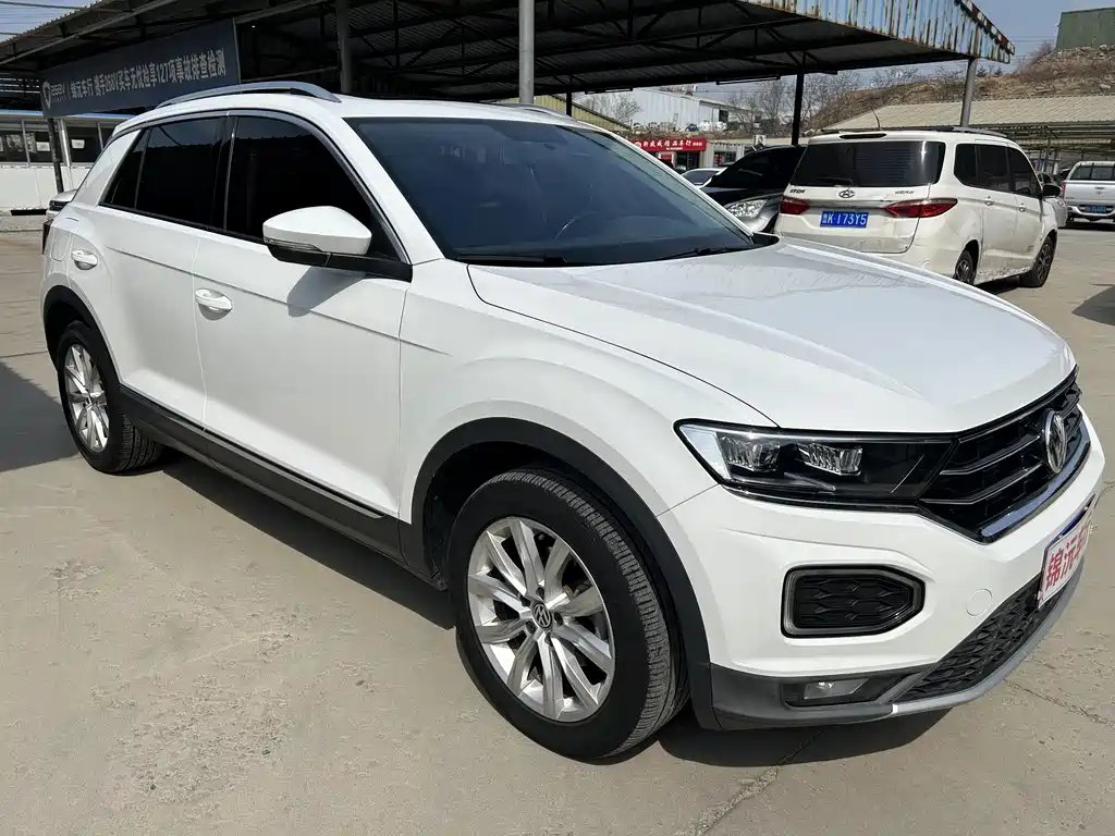 Volkswagen T-Roc — миниатюра 3