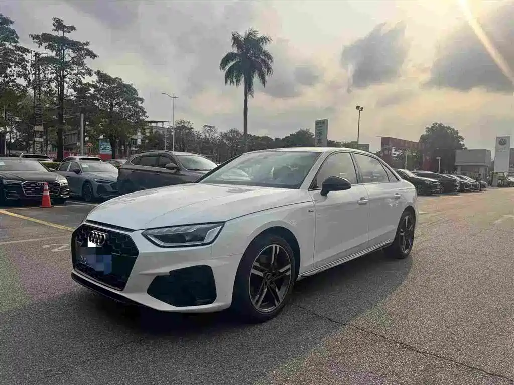 Audi A4L 2023