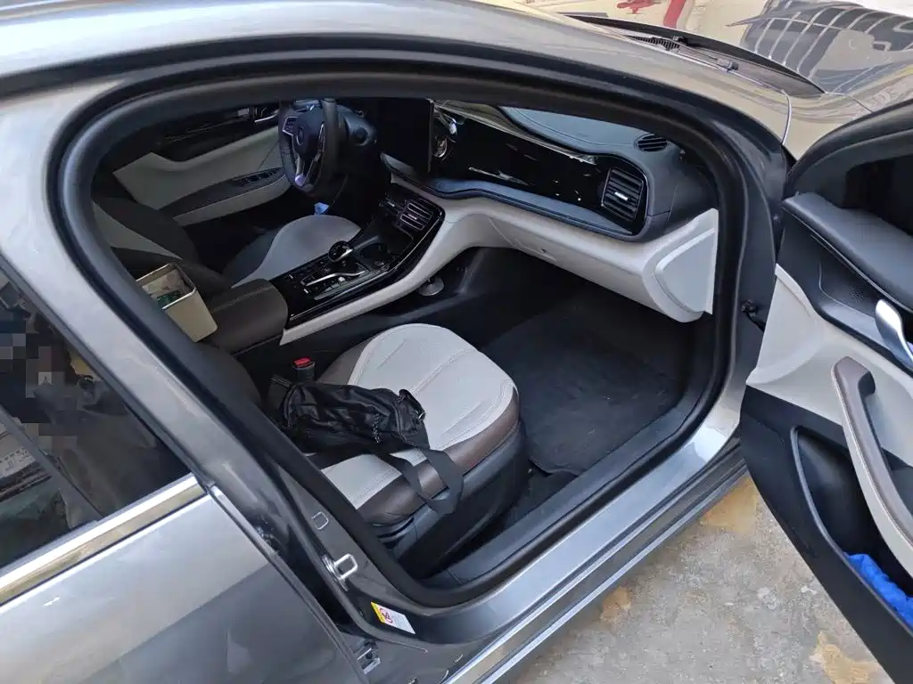 BYD Qin PLUS — миниатюра 19