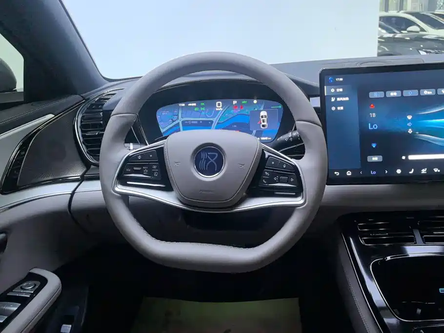 BYD Han — миниатюра 15