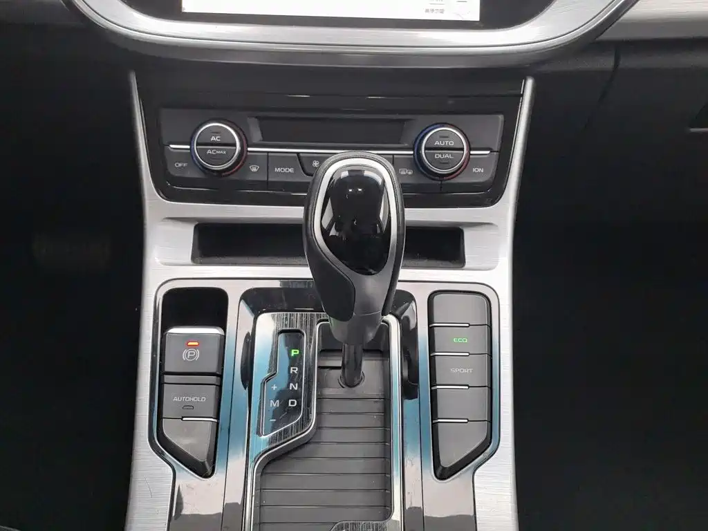 Geely Emgrand GS — миниатюра 13