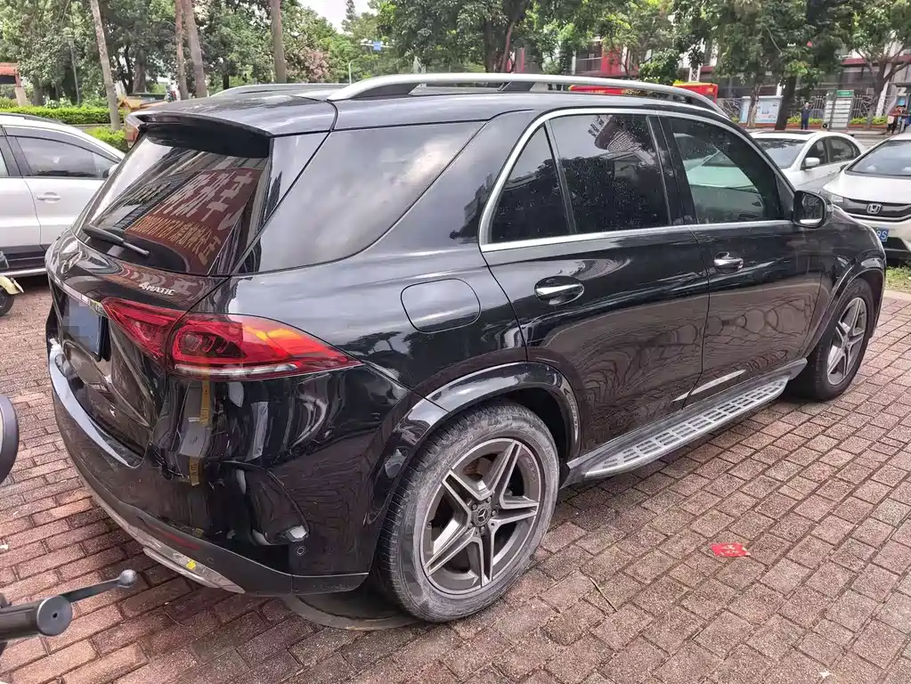 Mercedes-Benz GLE (Import) — миниатюра 4