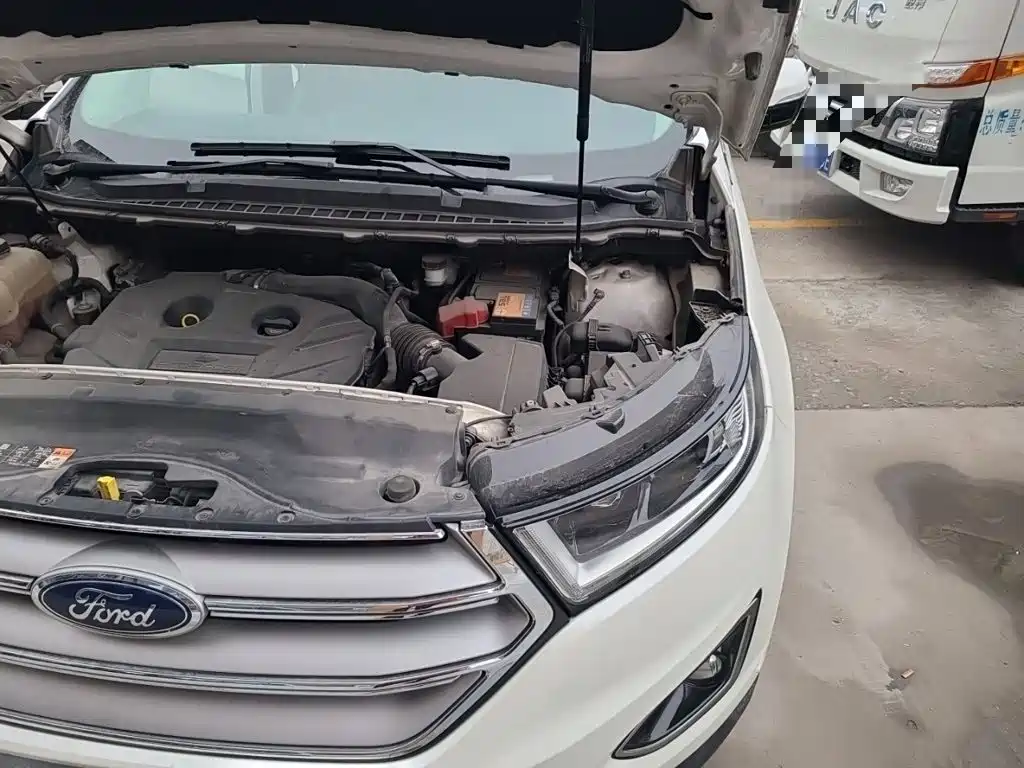 Ford Edge — миниатюра 21