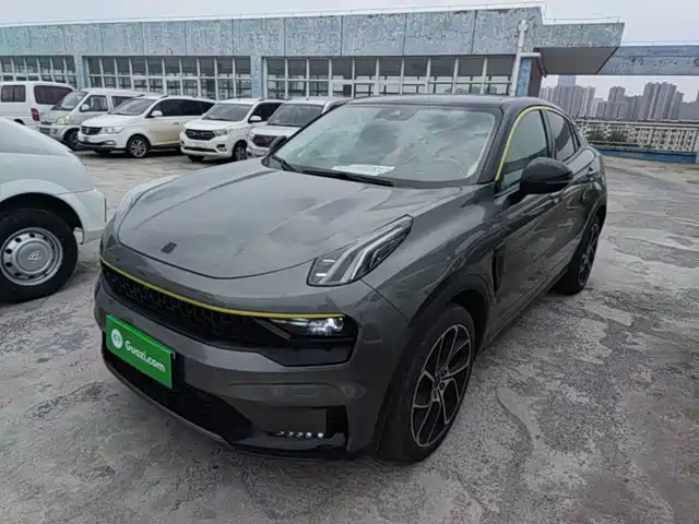 2021 Lynk & Co 05