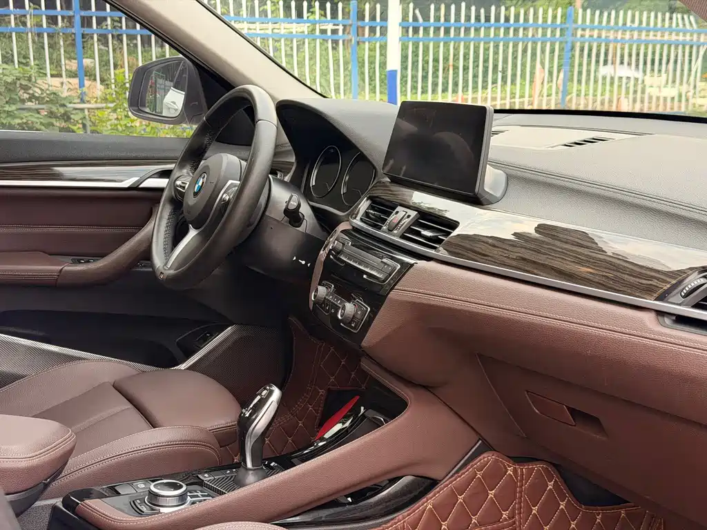 BMW X1 — миниатюра 12