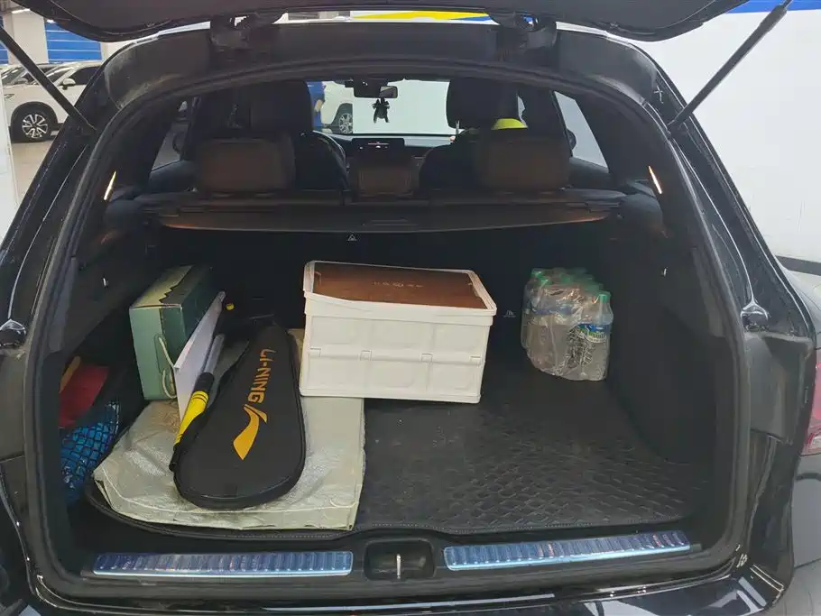 Mercedes-Benz GLC 2022 GLC 260 L 4MATIC