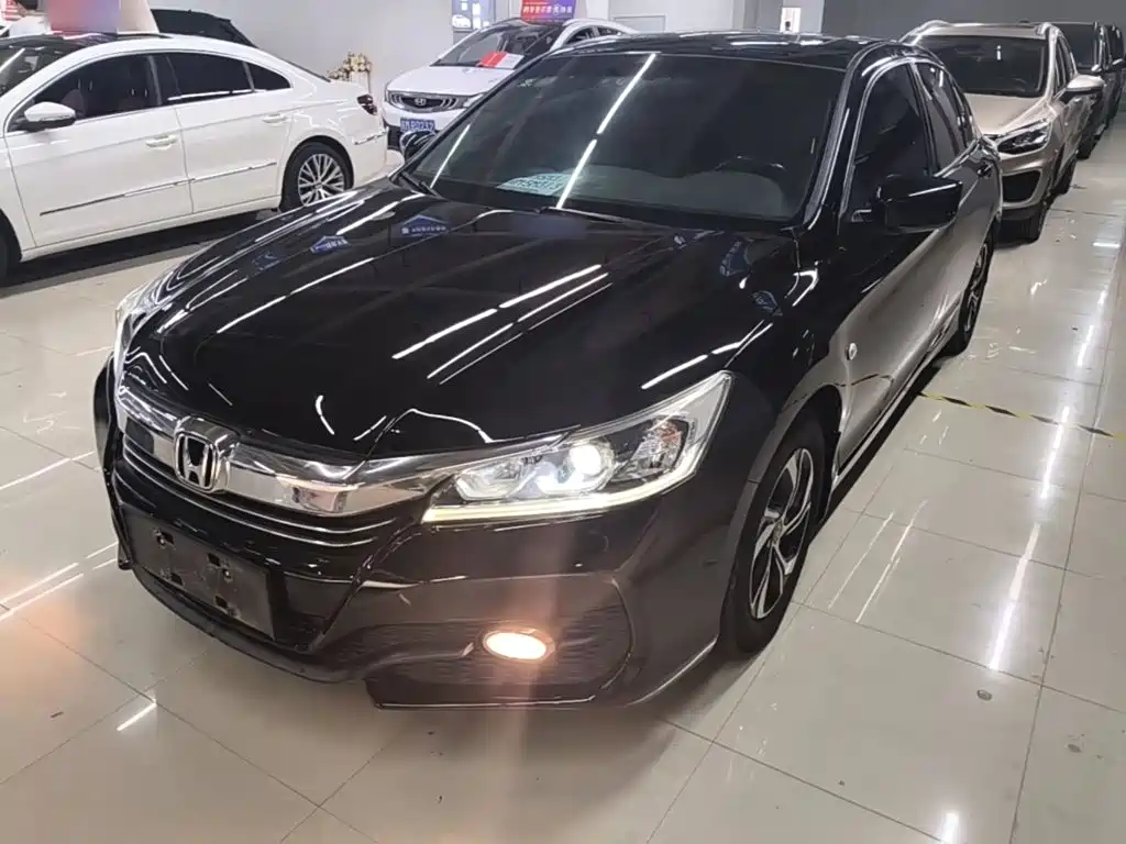 Honda Accord — миниатюра 2