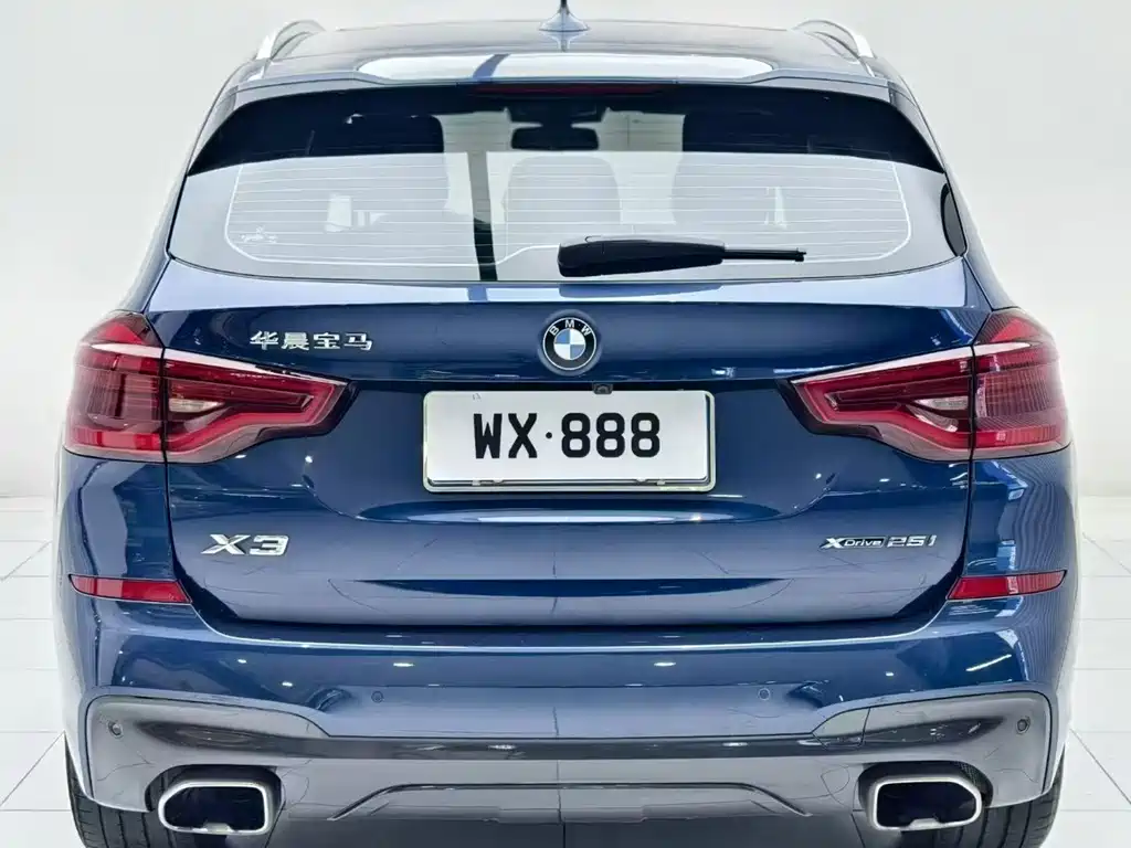 BMW X3 — миниатюра 8