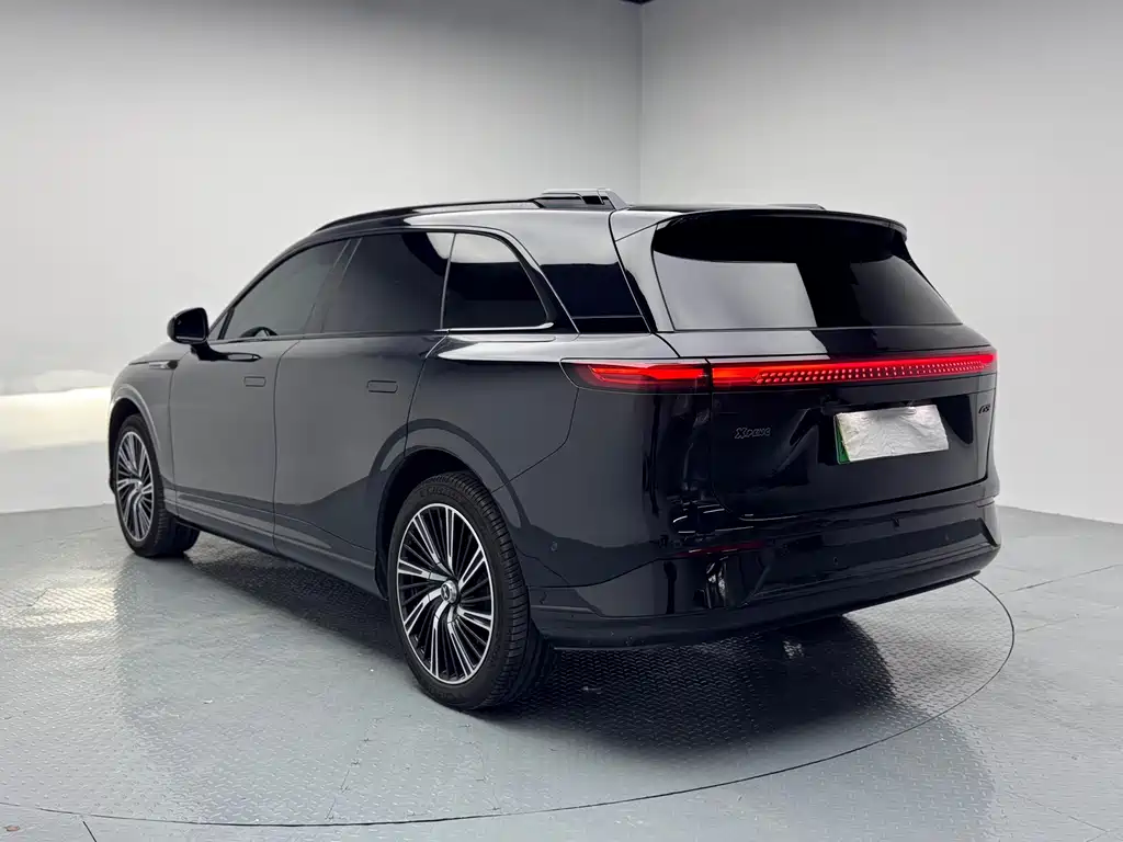 XPeng G9 — миниатюра 10