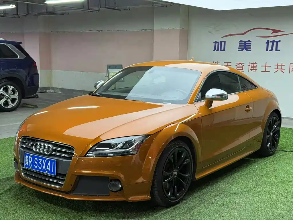 Audi TTS 2015