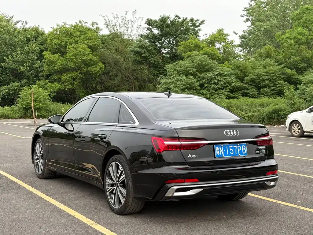 Audi A6L 2025 45 TFSI quattro