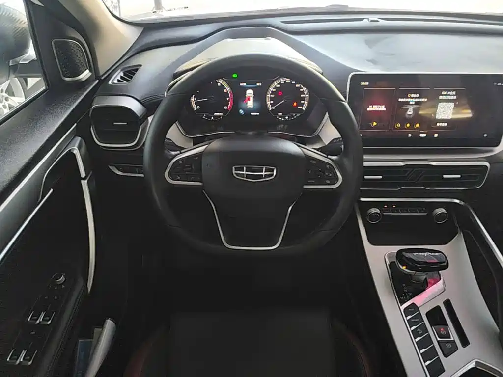 Geely Binyue — миниатюра 11