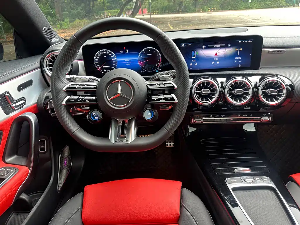Mercedes-Benz CLA AMG — миниатюра 12
