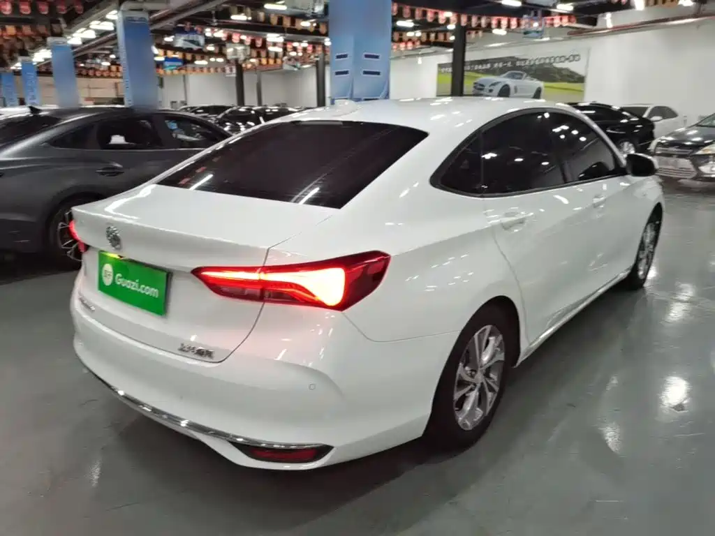 Buick Verano — миниатюра 7