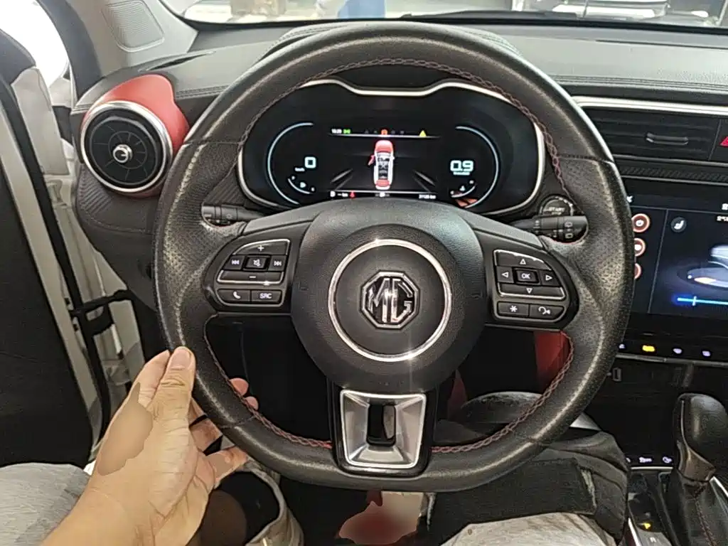 MG ZS — миниатюра 11