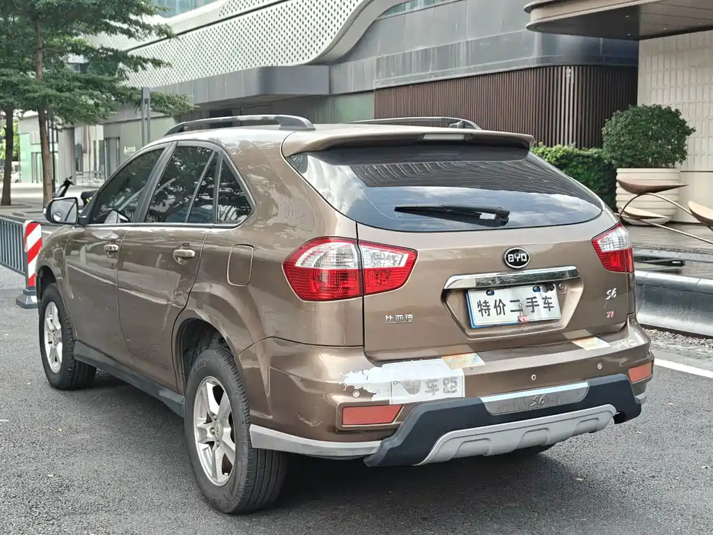 BYD S6 — миниатюра 7