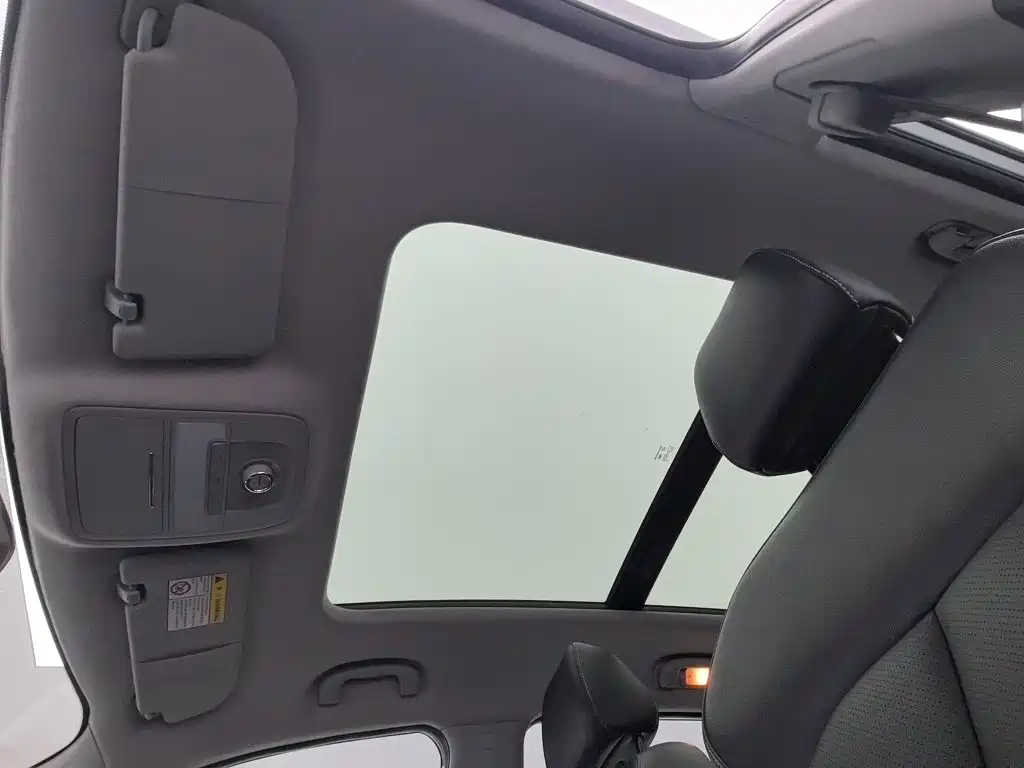 Roewe RX5 — миниатюра 14
