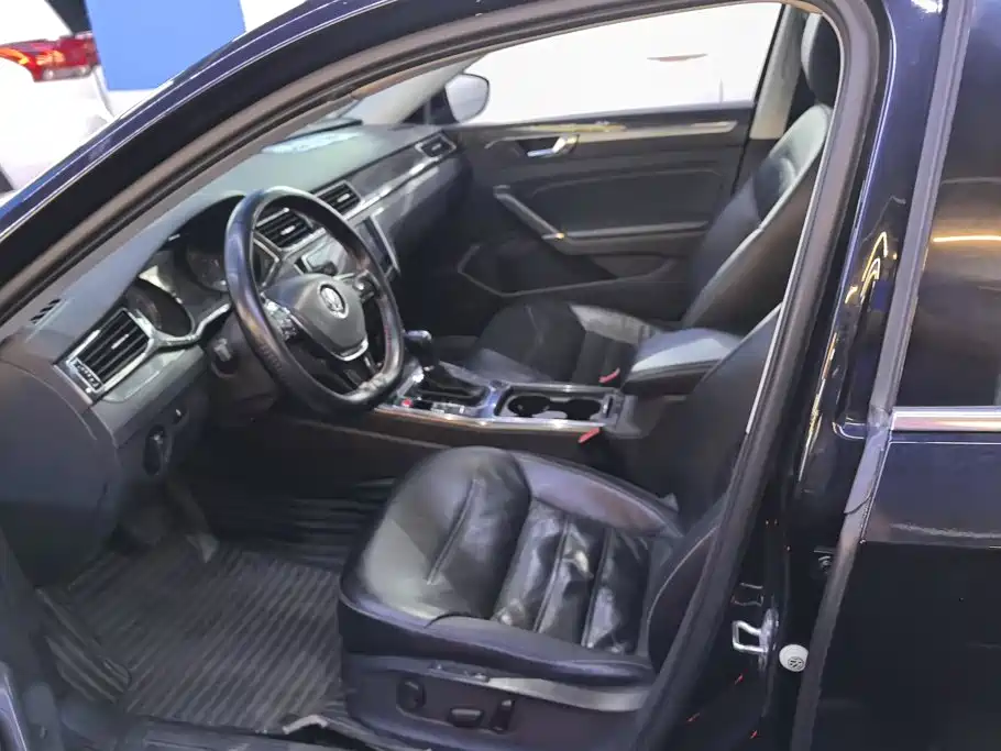 Volkswagen Passat — миниатюра 9