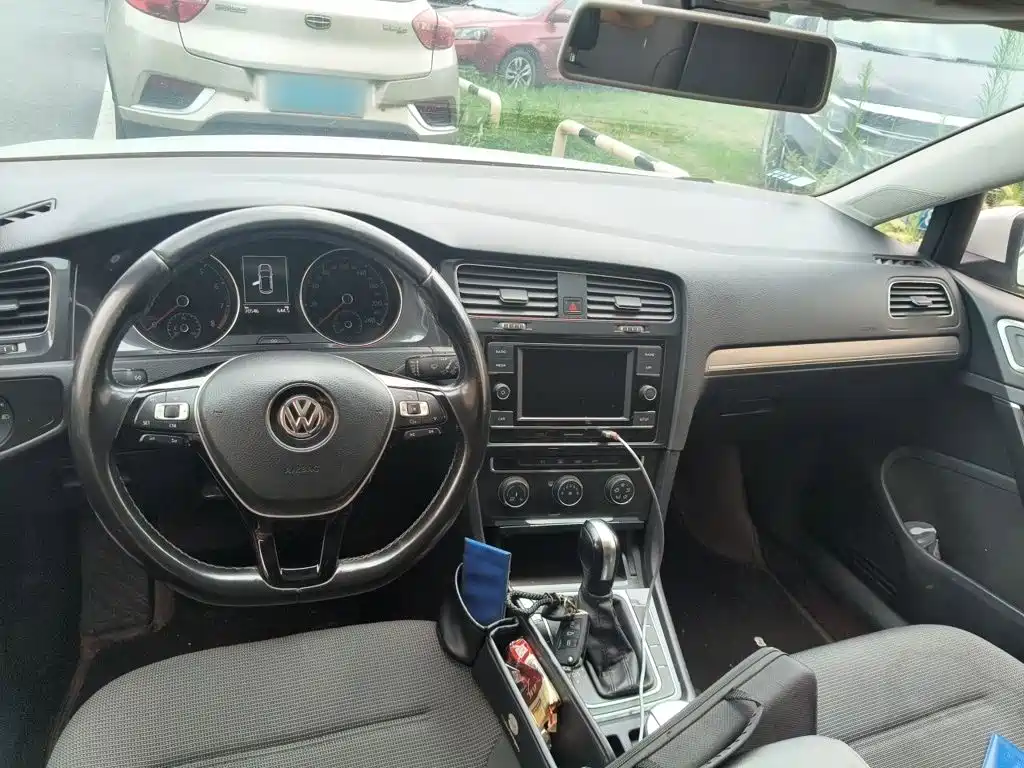 Volkswagen Golf — миниатюра 13