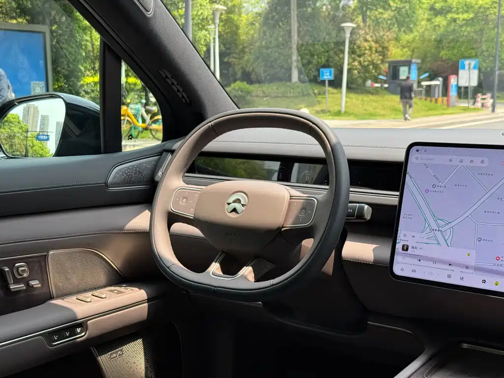 NIO ES8 2026 мест Executive
