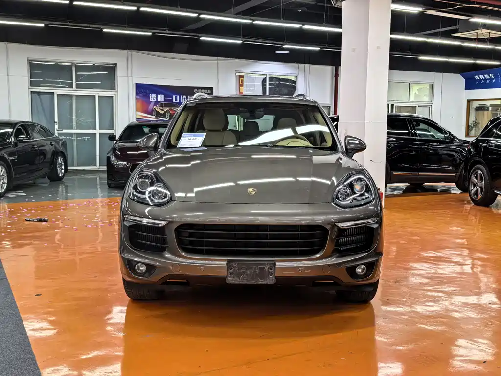 Porsche Cayenne 2015