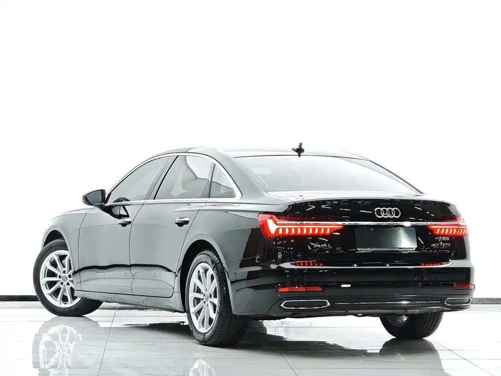 Audi A6L 2021 40 TFSI Luxury
